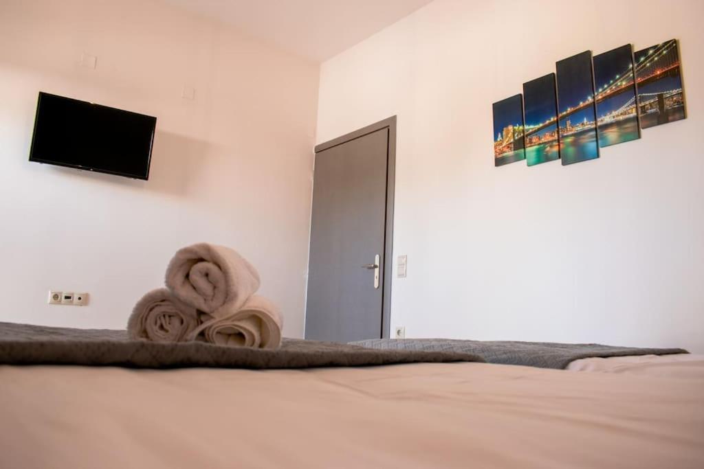 Md Residence Near The Beach W Bbq And Private Parking Hersonissos  Exterior foto